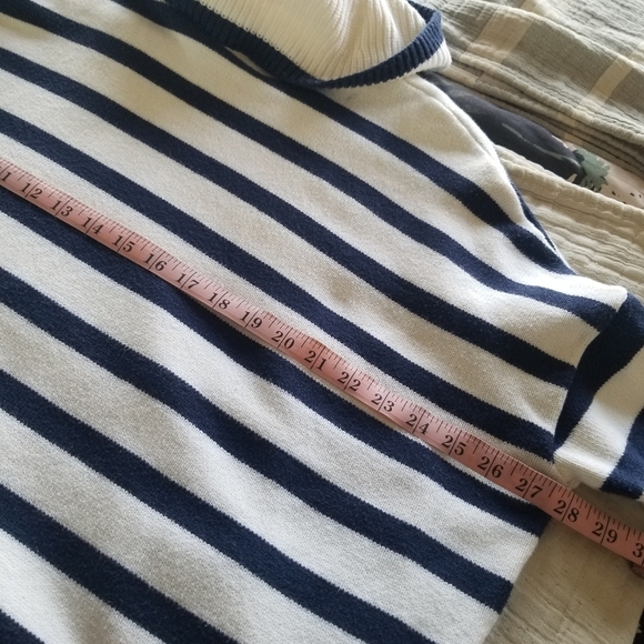GAP | Cozy Turtleneck Striped Sweater - Picture 4 of 6